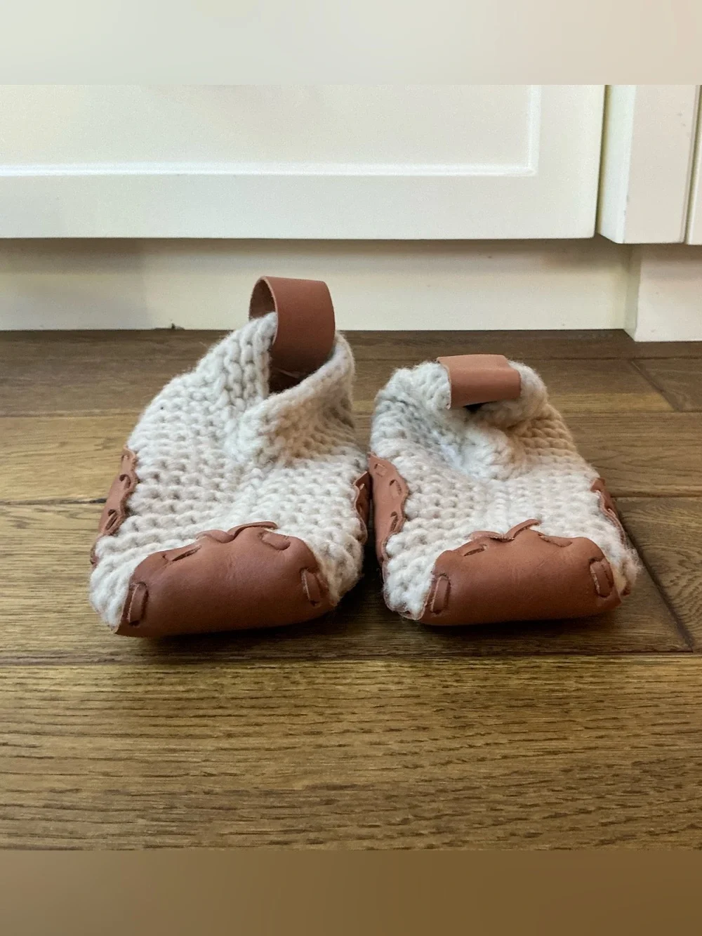 Kids Cozy Knit Slipper - Cream and Tan